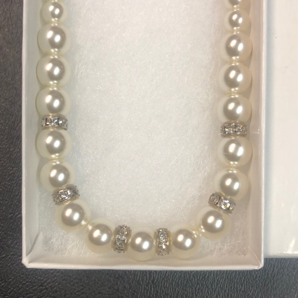 Pearl necklace